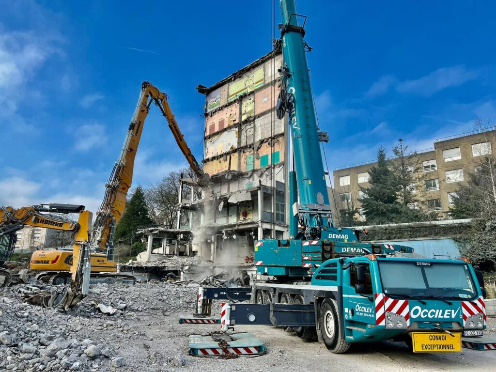 grues-mobiles-destruction-groupe-cauvas-occilev